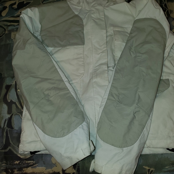 DC winter snowboard coat jacket - Picture 3 of 16